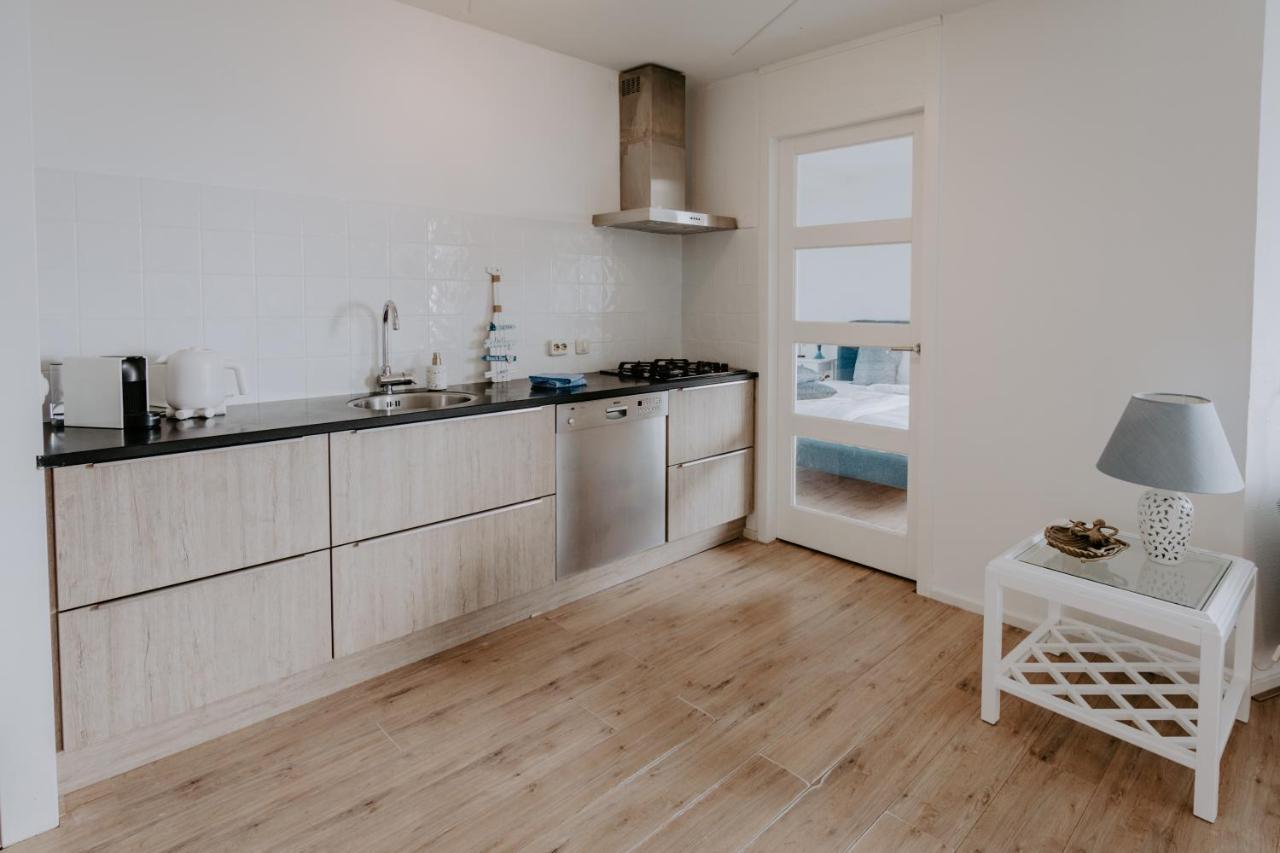 Stijlvol Appartement Op Strand Makkum Zewnętrze zdjęcie